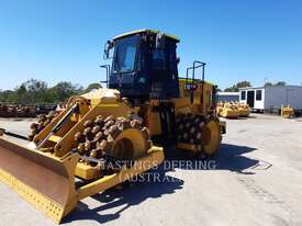 CATERPILLAR 815K Compactors - picture0' - Click to enlarge