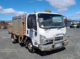 Isuzu NPR - picture0' - Click to enlarge