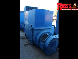 TECO 3-PHASE INDUCTION MOTOR - picture1' - Click to enlarge