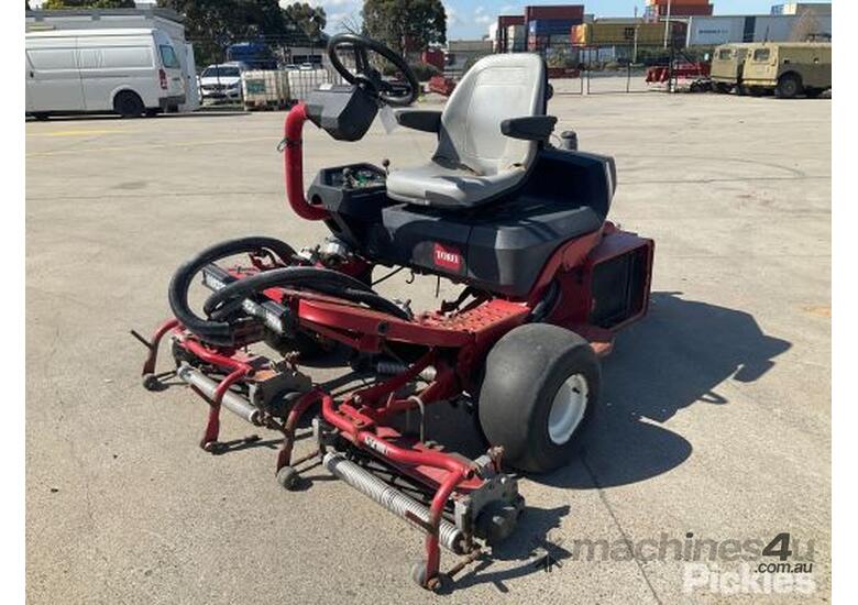 Used 2003 toro Greenmaster 3250-D Ride On Mowers in , - Listed on ...