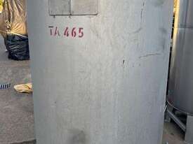 Stainless steel tank approx 4000 litre - picture0' - Click to enlarge