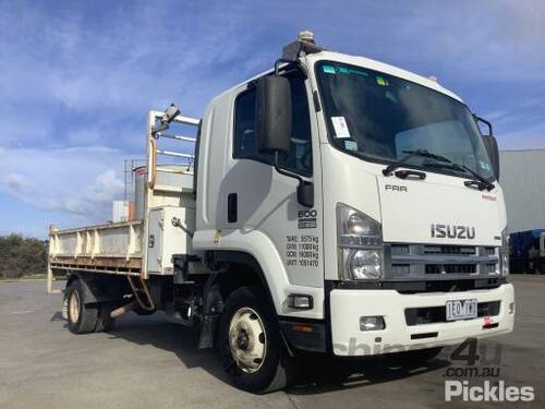 2015 Isuzu FRR600