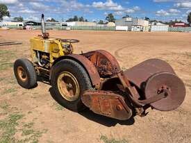 1948 HOWARD DH22 TRACTOR WITH ROTARY HOE - picture2' - Click to enlarge