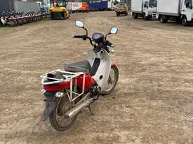 Honda Super CUB - picture0' - Click to enlarge