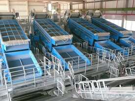 SPALECK Flip-Flow Screen - for Construction, Industrial, Metal and Organics Recycling - picture0' - Click to enlarge