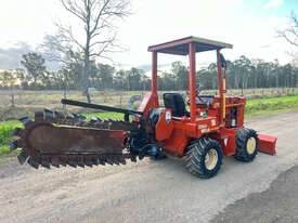 Ditch Witch 3700 Trencher Trenching - picture0' - Click to enlarge