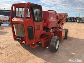 Flory Industries Self Propelled Harvester - picture1' - Click to enlarge