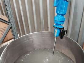 Portable Mixing - Clamp on Mixers to Attach to Any Vessel by FluidPro - picture0' - Click to enlarge
