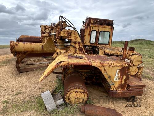 Caterpillar 621 Scraper Wrecking Only