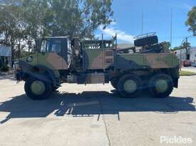 2000 Mercedes Benz Unimog U2450L Wrecker - picture2' - Click to enlarge