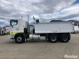 2009 Hino 700 Series 2845 Tipper Day Cab - picture1' - Click to enlarge