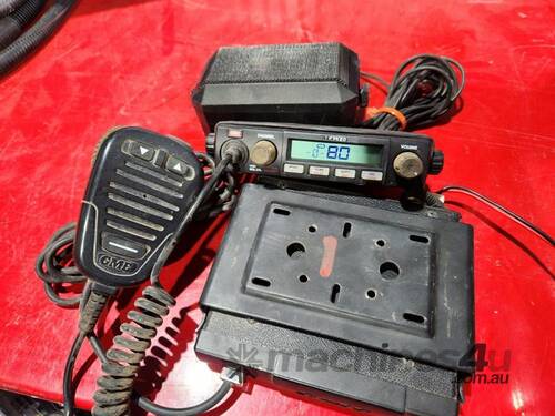 GME 3520 80 Channel Radio w/ Speaker (1)