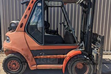LINDE 8T LPG Forklift with * 1574 hours. *