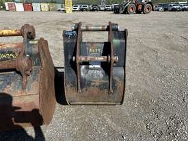 Set of CAT Excavator Buckets - picture2' - Click to enlarge