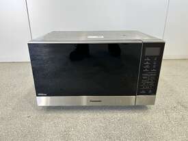 Panasonic microwave - picture2' - Click to enlarge