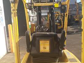 1.8T Battery Electric 3 Wheel Forklift - picture1' - Click to enlarge