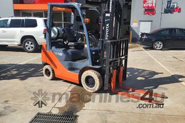 Toyota Forklift 1.8T Container Mast with Tyne positioner
