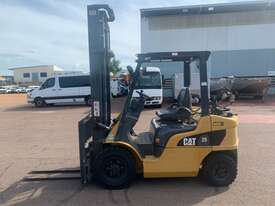 2009 Caterpillar GP25N Forklift - picture2' - Click to enlarge