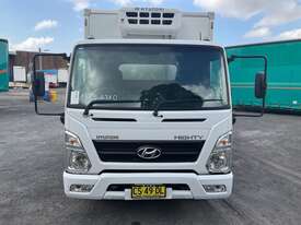 2019 Hyundai Mighty Refrigerated Pantech - picture0' - Click to enlarge