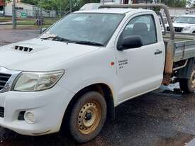 2014 Toyota Hilux SR Diesel - picture0' - Click to enlarge