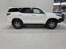2018 Toyota Fortuner GXL Diesel Wagon - picture1' - Click to enlarge