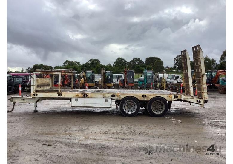 Buy Used 2011 j.p.trailers 2011 JP Trailers Tandem Axle Beaver Tail ...