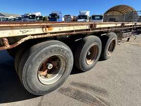 1986 Howard Porter Tri-Axle Trailer - picture0' - Click to enlarge