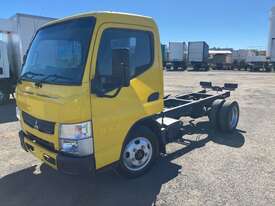 2016 Mitsubishi Fuso Canter L7/800 Cab Chassis - picture1' - Click to enlarge