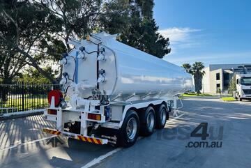 STONESTAR SPRAY TANKER 32000 LITRE
