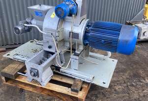 RAPANELLI Olive Crusher Hammermill Mechanical crushing mixing screw infeed 22kW