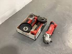 Milwaukee cordless angle grinders - picture0' - Click to enlarge