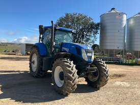 2014 New Holland T7.220 FWA Tractor - picture0' - Click to enlarge