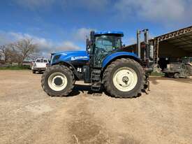 2014 New Holland T7.220 FWA Tractor - picture2' - Click to enlarge