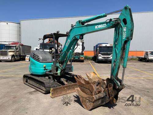 2017 Kobelco SK55SRX-6 Excavator