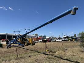 Brandt 1070 XL Fold Out Auger - picture2' - Click to enlarge