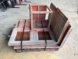 East West Engineering Concrete Mould (Unreserved) - picture0' - Click to enlarge