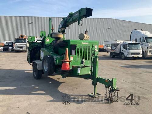 caption 2014 Bandit 1890XP Single Axle Wood Chipper