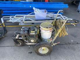 Wagner LC800 Line Marker & Assorted Stencils - picture0' - Click to enlarge