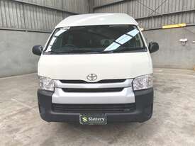 2016 Toyota Hiace Commuter T/Diesel (Auto) (Council Asset) - picture0' - Click to enlarge