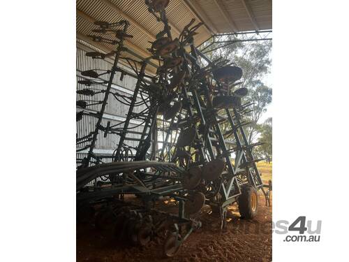 caption Janke F400 Universal Planter Air seeder Complete Multi Brand Seeding/Planting Equip