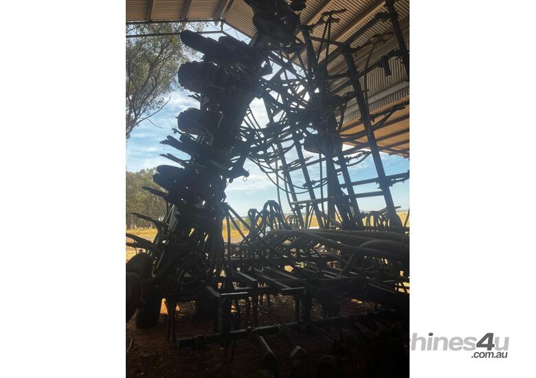 caption Janke F400 Universal Planter Air seeder Complete Multi Brand Seeding/Planting Equip