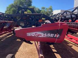 2011 CASE IH 2152/MACDON D60 40' DRAPER FRONT  - picture0' - Click to enlarge