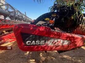 2011 CASE IH 2152/MACDON D60 40' DRAPER FRONT - picture1' - Click to enlarge