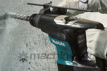 Makita 32mm SDS Plus Rotary Hammer - HR3200C Makita 32mm SDS Plus Rotary Hammer - HR3200C
