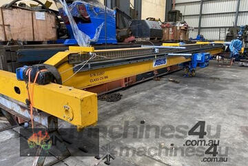 Eilbeck 7.5 tonne overheard crane