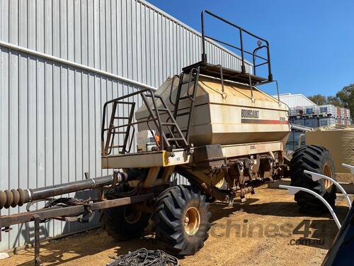 caption 2005 BOURGAULT 5350 12,300L AIR SEEDER BIN