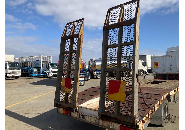 caption 2003 Rollins Pty Ltd Beavertail Single Axle Beaver Tail Trailer