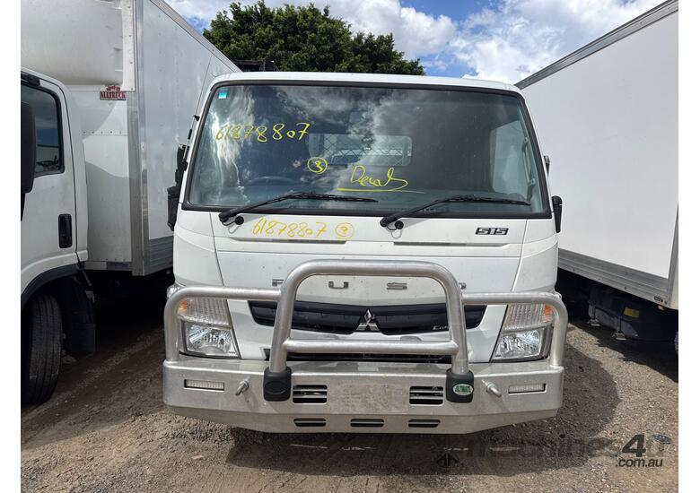 caption 2017 Mitsubishi Fuso Canter 515 Table Top