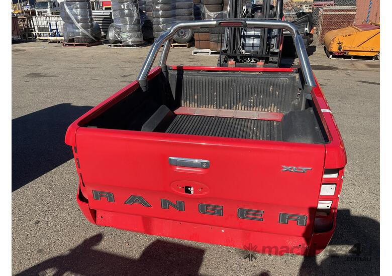 caption Ford Ranger 4x4 Tray