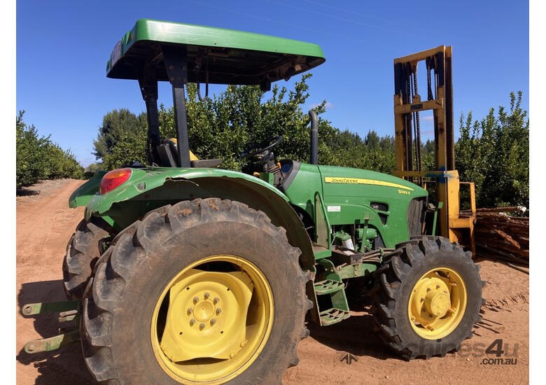 John Deere 5083E FWA/4WD Tractor